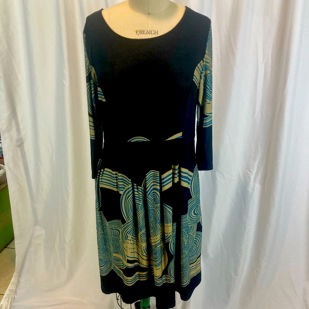Silky flattering casual hippy dress scoop neck, pockets